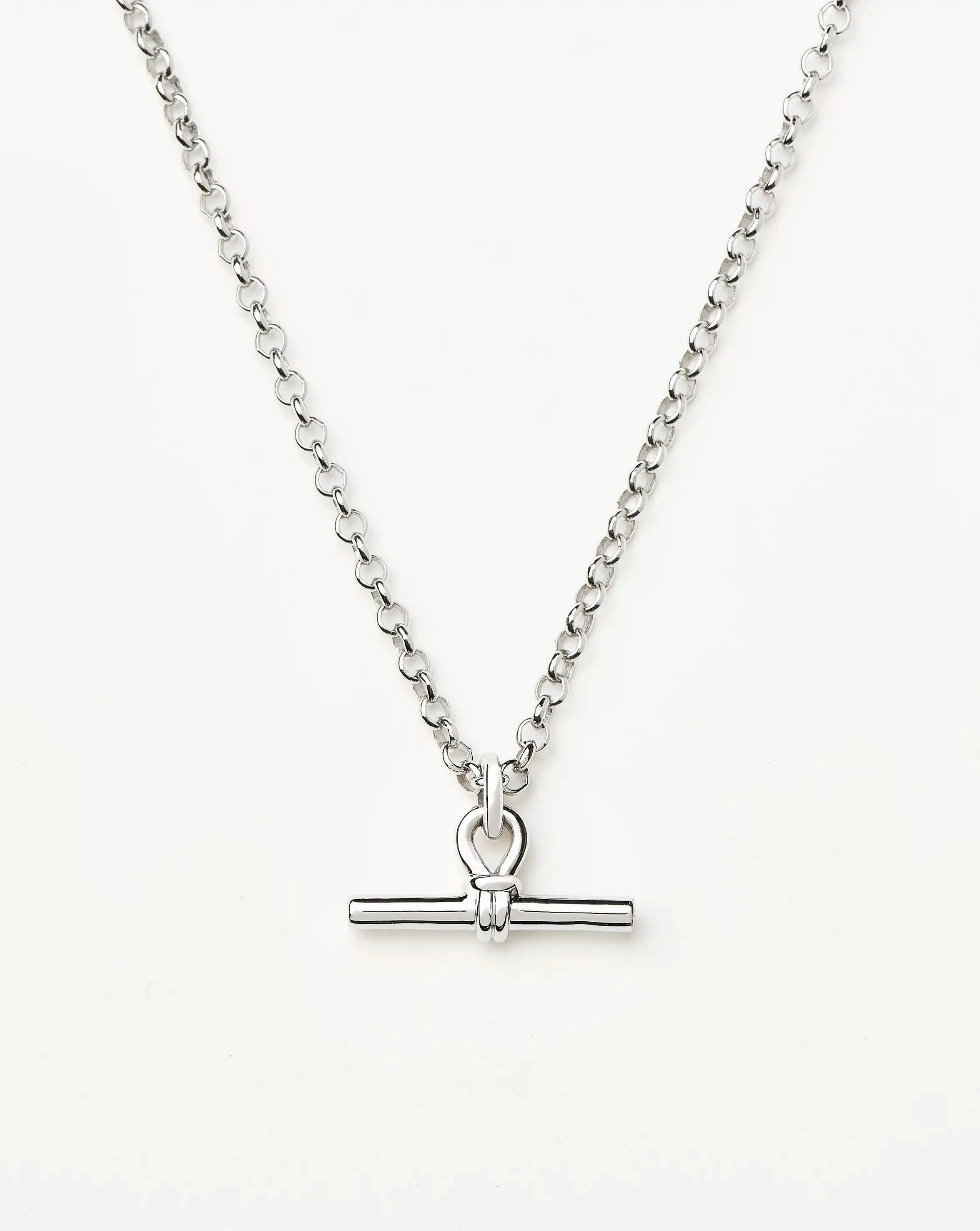 Chunky T-Bar Chain Necklace